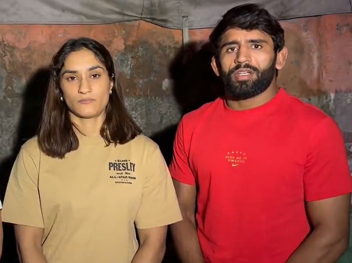Bajrang, Vinesh get direct entry into Asian Games; other wrestlers may move court ! Bajrang, Vinesh get direct entry into Asian Games; other wrestlers may move court !
