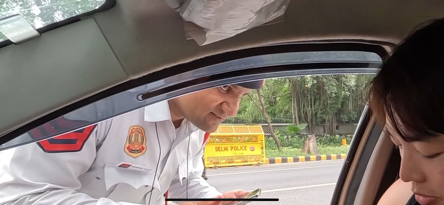 2 Delhi traffic cops suspended after Korean YouTuber uploads video of them extorting Rs 5K 2 Delhi traffic cops suspended after Korean YouTuber uploads video of them extorting Rs 5K