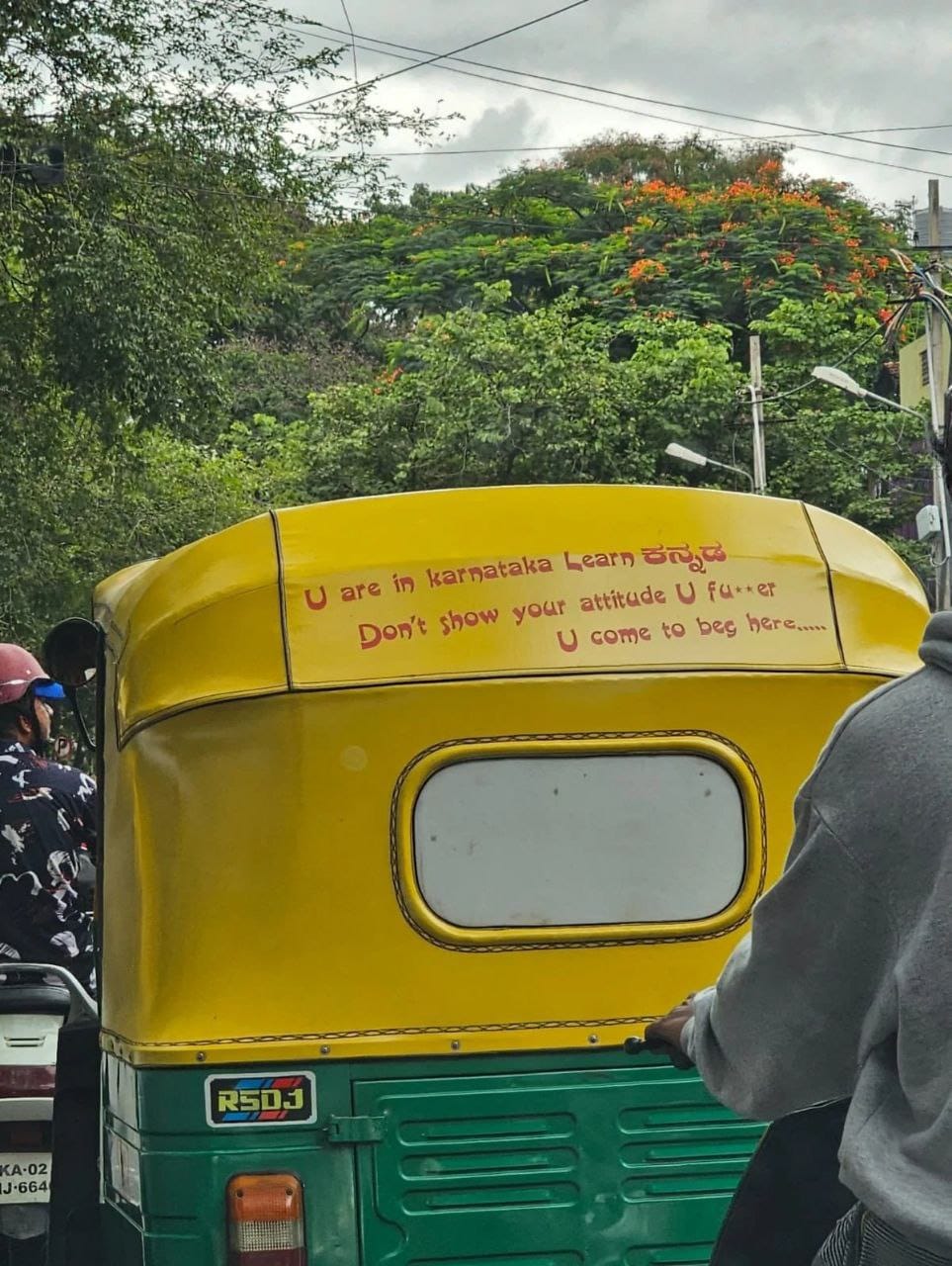 ‘U are in Karnataka, learn Kannada’: Pic with message written on auto goes viral ‘U are in Karnataka, learn Kannada’: Pic with message written on auto goes viral