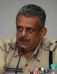 Around 25,000 banned items found in flight passengers’ baggage daily: BCAS Around 25,000 banned items found in flight passengers’ baggage daily: BCAS