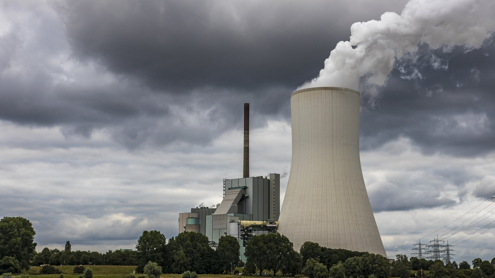 Adequate coal available for thermal plants, no plant shut due to shortage, says Centre Adequate coal available for thermal plants, no plant shut due to shortage, says Centre