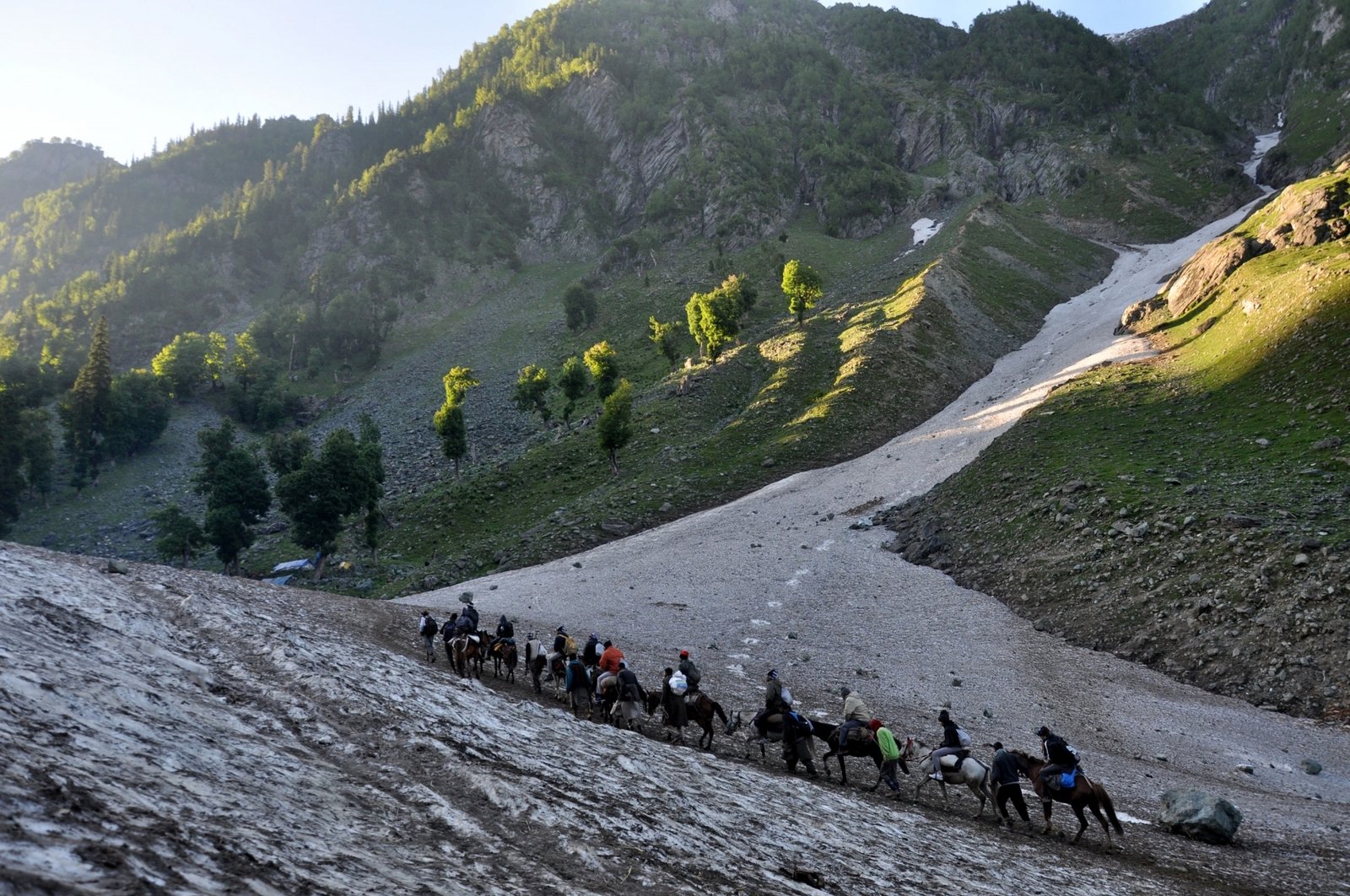 Woman killed, 2 cops injured in shooting stone incident on Amarnath Yatra route Woman killed, 2 cops injured in shooting stone incident on Amarnath Yatra route