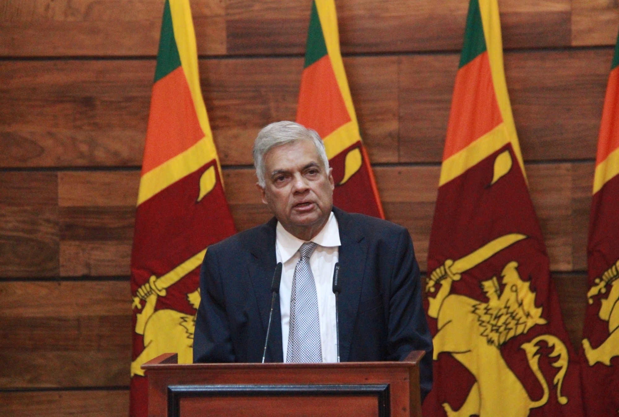 SL Prez appointed 5 interim ministers for his visit to India
