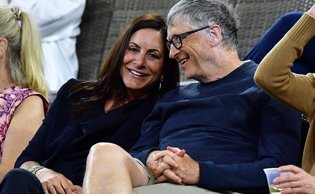 Bill Gates not engaged to Paula Hurd despite wearing ring: Microsoft billionaire’s rep