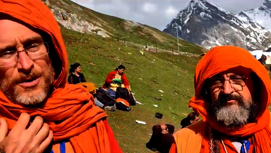 Two US nationals perform Amaranth Yatra