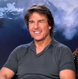 Tom Cruise ‘working diligently’ on his planned space movie