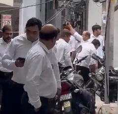 Two group leaders arrested in Delhi’s Tis Hazari firing case Two group leaders arrested in Delhi’s Tis Hazari firing case