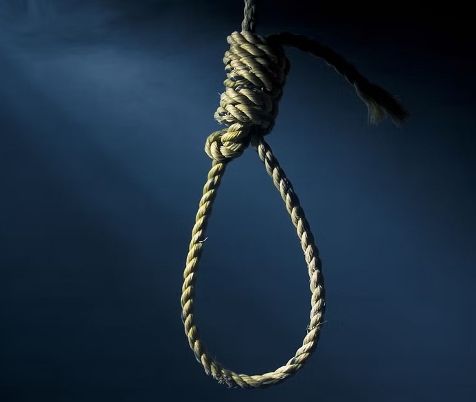 Farmer commits suicide due to loan and crop damage in Rajasthan Farmer commits suicide due to loan and crop damage in Rajasthan