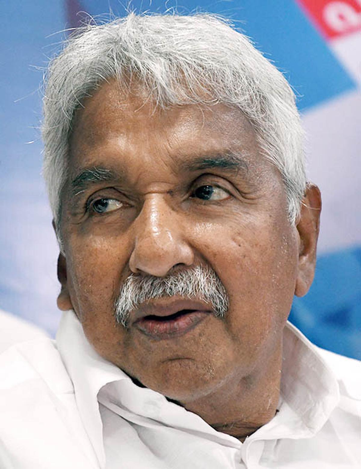 Oommen Chandy Passes Away: 