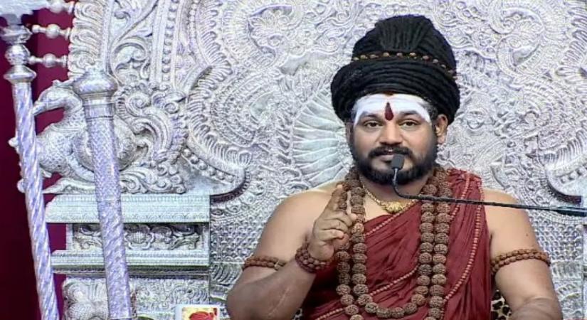 K’taka court issues non-bailable warrants against 2 disciples of Nithyananda