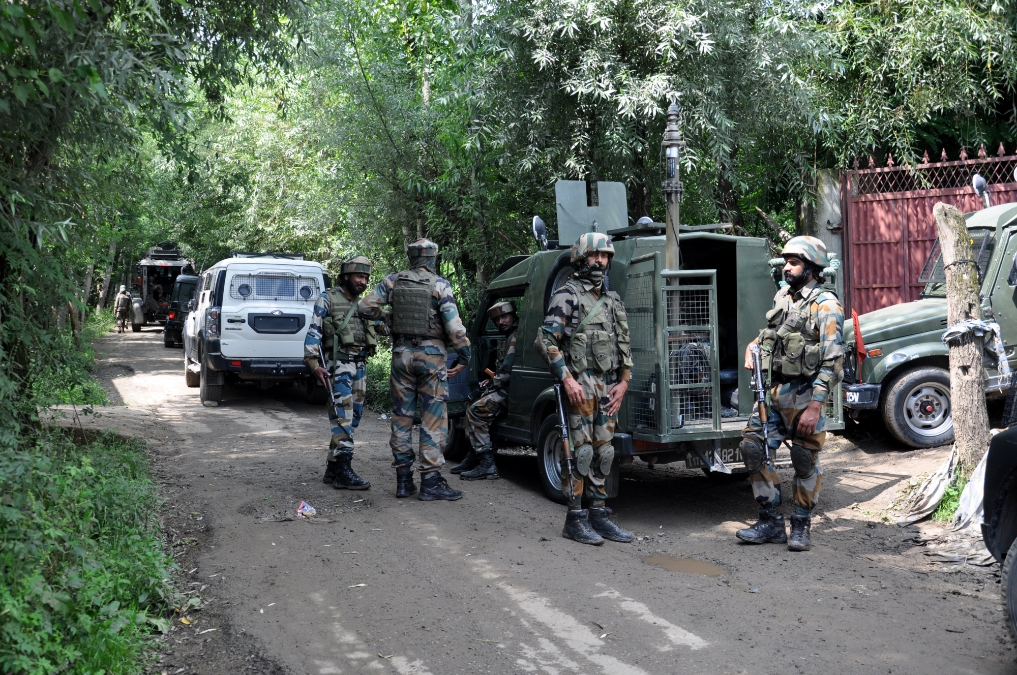 Terror attack on non-local labourers in Kashmir village widely condemned Terror attack on non-local labourers in Kashmir village widely condemned