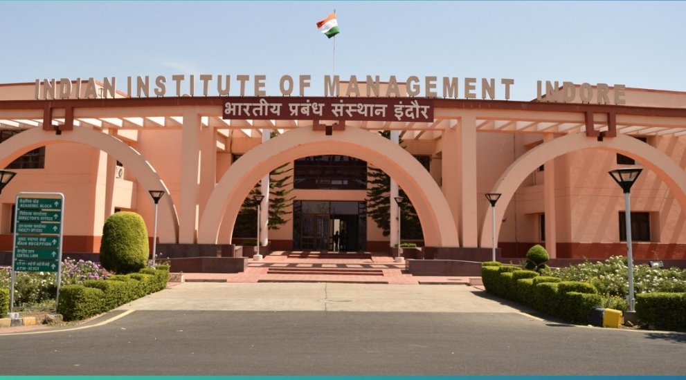 IIM Indore to help make Lucknow a model city IIM Indore to help make Lucknow a model city