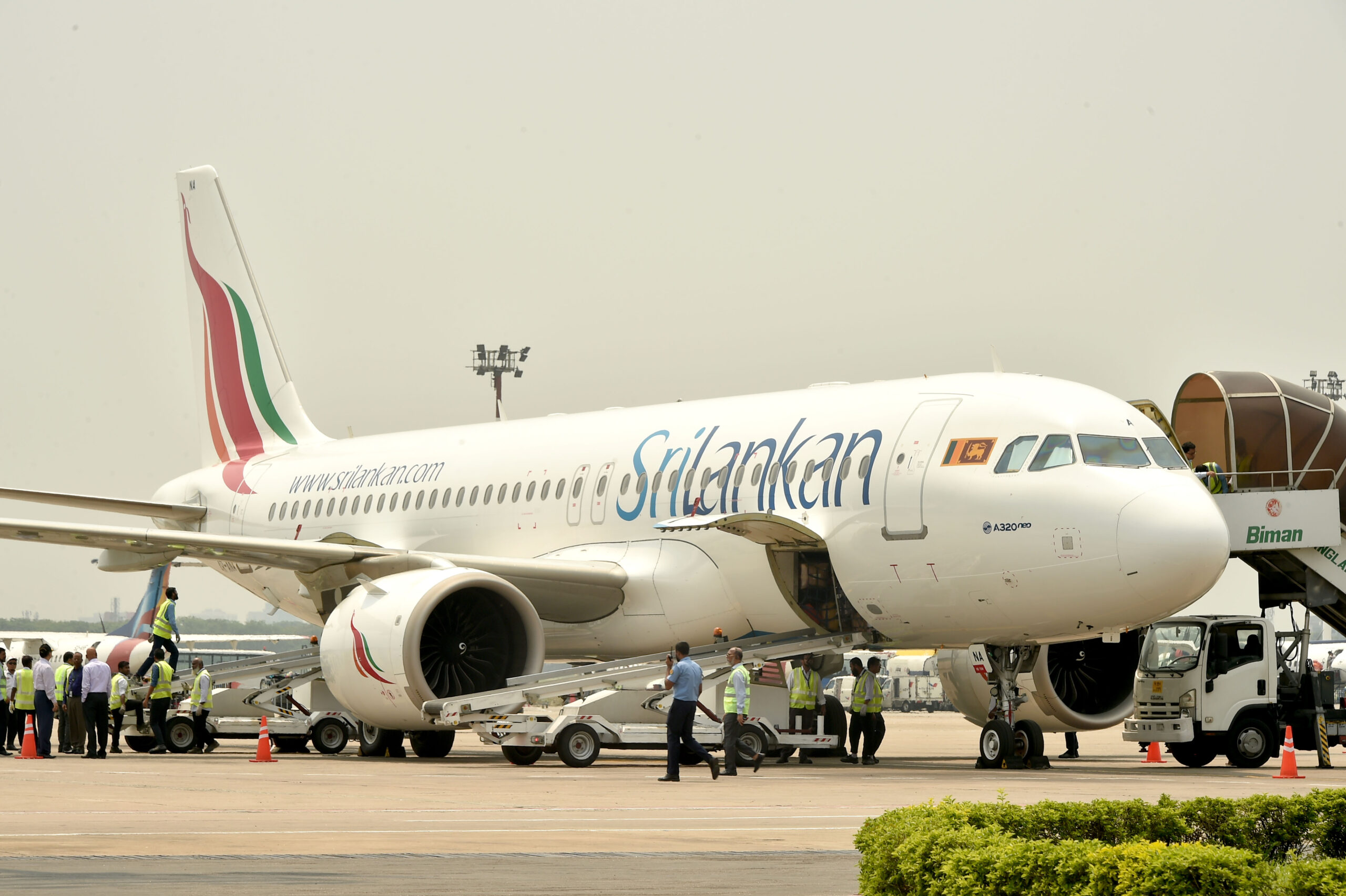 SriLankan Airlines stakes up for grabs: Who would be interested in 49% stake?