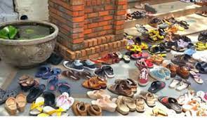 Thieves slip away with ‘slippers’ in Kanpur