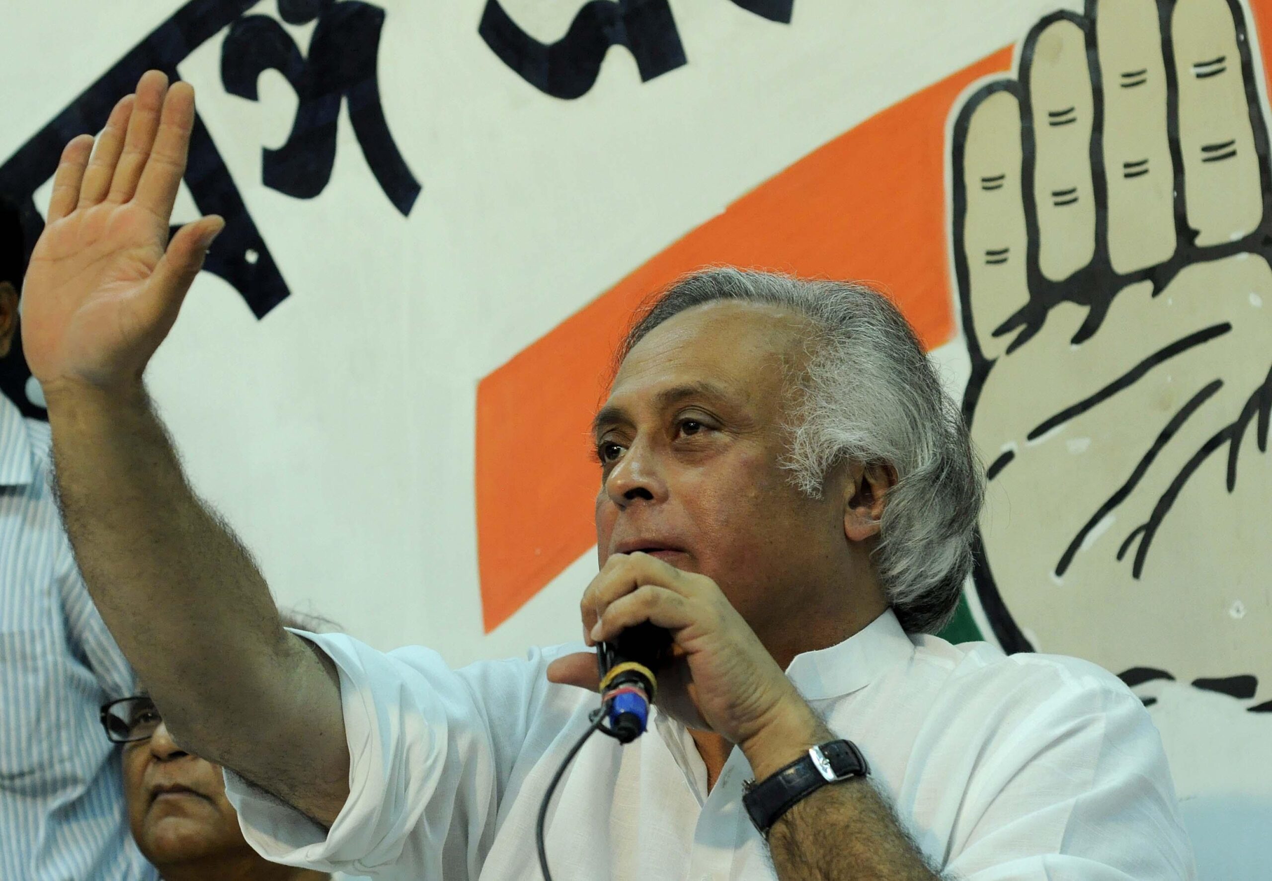 PM loses no chance to claim Mahatma’s legacy, govt threatens to raze Gandhian institute: Cong PM loses no chance to claim Mahatma’s legacy, govt threatens to raze Gandhian institute: Cong