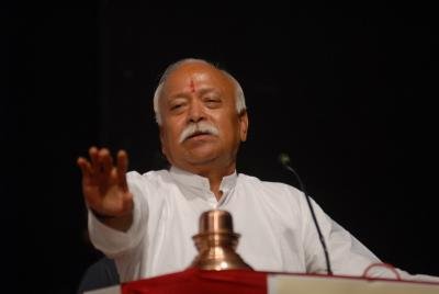 Bhagwat visits ashrams ahead of temple expo in Varanasi