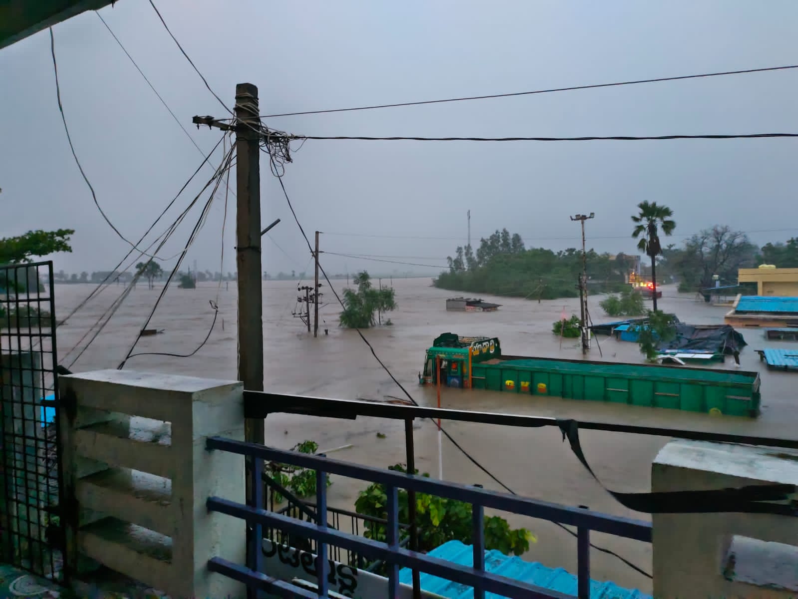 Bodies of five washed away in Telangana floods found, search on for eight others