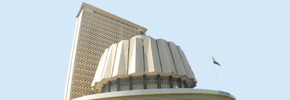 Maha Legislature: Angry clouds amass for stormy monsoon session