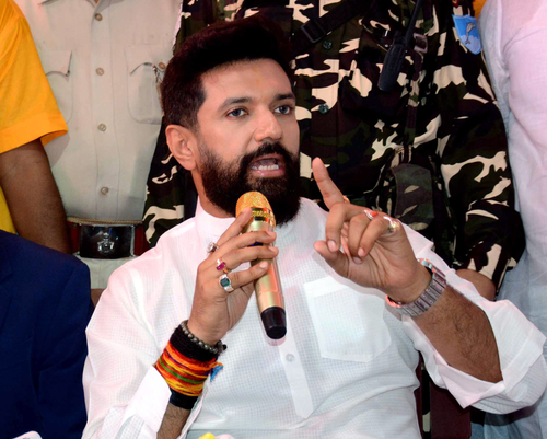 Chirag Paswan wants his mother to contest Lok Sabha polls from Hajipur Chirag Paswan wants his mother to contest Lok Sabha polls from Hajipur