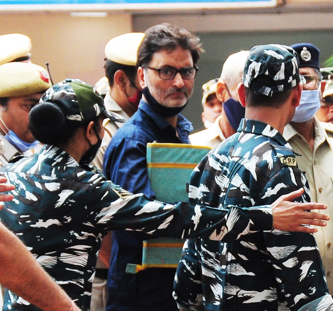 Delhi HC allows Tihar Jail superintendent’s plea to produce Yasin Malik via video conference Delhi HC allows Tihar Jail superintendent’s plea to produce Yasin Malik via video conference