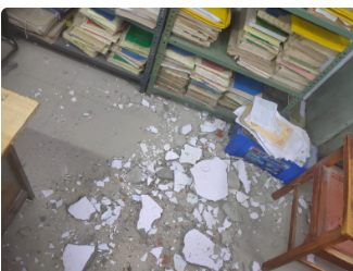 Ceiling Plaster Fell Near Policeman at Lucknow Commissioner’s Office; No Injuries Reported.