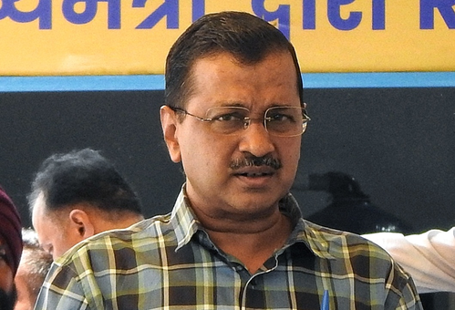 Kejriwal pays tribute to 3 army personnel killed in Kulgam encounter