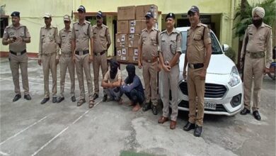 Rudrapur/Nainital: Udham Singh Nagar Police of Uttarakhand has arrested two smugglers with e-cigarettes worth Rs 57 lakh. The accused were carrying recovered cigarettes from Nepal to Delhi.