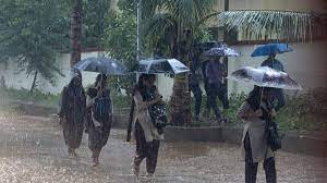 Heavy rain is expected to occur over the weekend in Gangetic West Bengal and Odisha due to a low-pressure area developing over the Bay of Bengal.