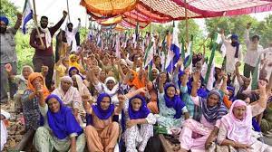 Farmers’ Protest in Punjab: Train Services Disrupted, Chandigarh-Ambala NH Blocked for 7 Hours Farmers’ Protest in Punjab: Train Services Disrupted, Chandigarh-Ambala NH Blocked for 7 Hours