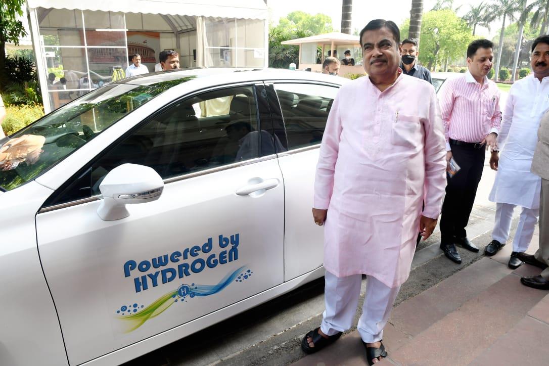 Nitin Gadkari: Hydrogen, the Fuel of the Future; MP to Lead in Production Nitin Gadkari: Hydrogen, the Fuel of the Future; MP to Lead in Production