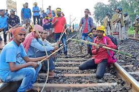 Photo of Jharkhand: Kurmi Protest Prompts Cancellation of Nine Trains, Diversion of Eight