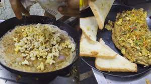 Popcorn Omelette: Delhi Street Vendor Prepares Bizarre Dish Leaving Internet In A Frenzy