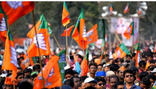 MP Election 2023: Political Dynamics Shift as Party-Hopping Gains Momentum, Leaders Grapple with Uncertainty. MP Election 2023: Political Dynamics Shift as Party-Hopping Gains Momentum, Leaders Grapple with Uncertainty.