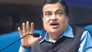 Photo of Nitin Gadkari said:  By the end of this year, all national highways will be ‘pothole-free’ as construction is underway on the BOT model