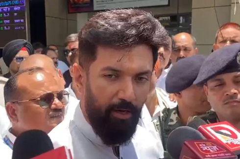 Bihar: Chirag Paswan Renews Claim to Hajipur Seat, Sparks New Controversy with Uncle Pashupati Paras.