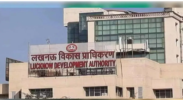 LDA Flats: Money Deposited for 10 Years, Yet No Flat, Complaint Filed with Consumer Commission Leads to Justice.