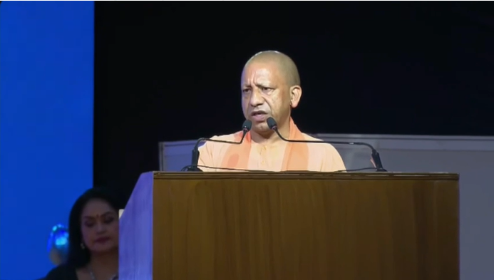 CM Yogi Inspires Entrepreneurs at UP’s First International Trade Show