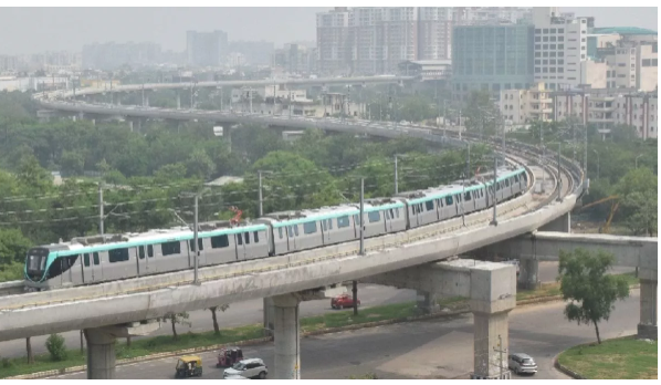 Noida Metro: Good News for Commuters Traveling Between Noida and Delhi to Greater Noida.