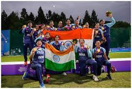 At the Asian Games 2023 in Hangzhou, the Indian women’s cricket team, under the leadership of Harmanpreet Kaur, secured the gold medal with a 19-run victory over Sri Lanka