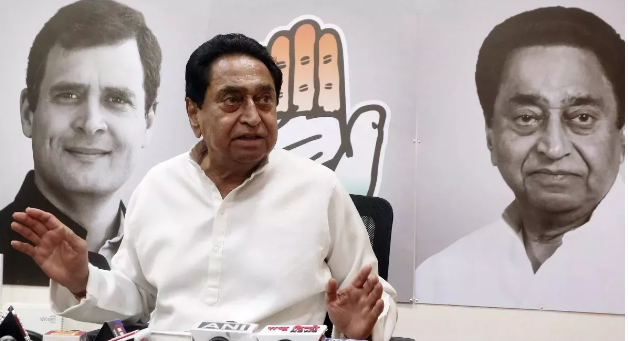 MP Election 2023: Kamal Nath sidesteps questions from journalists on Akhilesh Yadav’s warning. MP Election 2023: Kamal Nath sidesteps questions from journalists on Akhilesh Yadav’s warning.