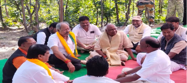CG Election 2023: Will Congress MLA Chintamani Join BJP, Offer Extended to the BJP. CG Election 2023: Will Congress MLA Chintamani Join BJP, Offer Extended to the BJP.