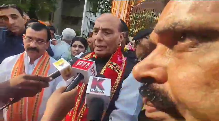 Lucknow: Defense Minister Rajnath Singh Pays Tribute on Maharishi Valmiki Jayanti, BJP Workers Present.