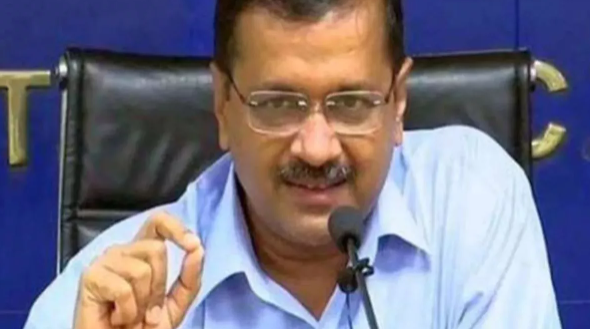 New Delhi: Arvind Kejriwal’s big gift to sanitation workers just before Diwali, proposal to regularize 5,000 sanitation workers approved. New Delhi: Arvind Kejriwal’s big gift to sanitation workers just before Diwali, proposal to regularize 5,000 sanitation workers approved.