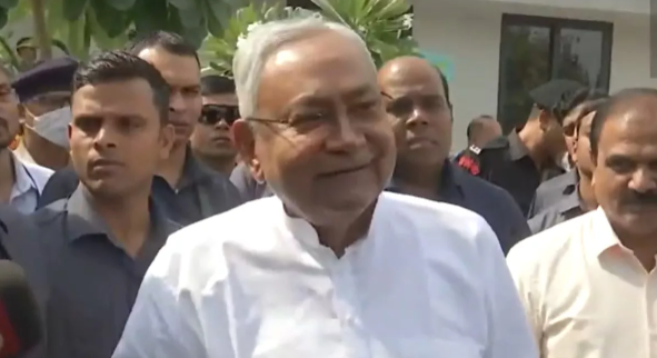 Bihar Teacher Recruitment: The state government has made appointments, but what caught everyone’s attention is that Nitish Kumar has offered advice to the RJD minister on a particular matter. Bihar Teacher Recruitment: The state government has made appointments, but what caught everyone’s attention is that Nitish Kumar has offered advice to the RJD minister on a particular matter.