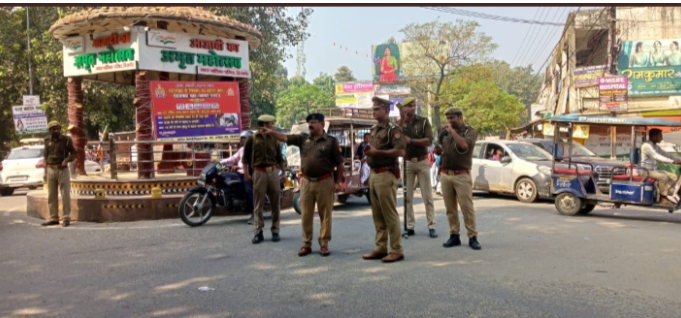 Bijnor Police issued 4,255 fines, raising awareness among car and motorcycle drivers regarding safety.