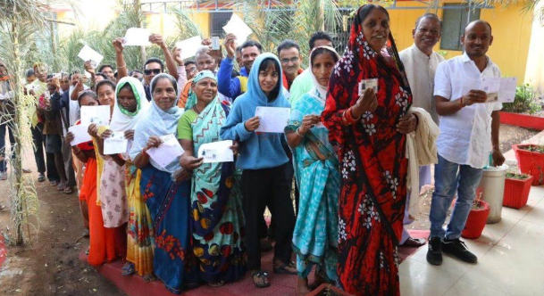 Chhattisgarh Election 2023 Live : Fearless Voting in Naxal-Affected Areas, 22.97% Voting Until 11 AM.