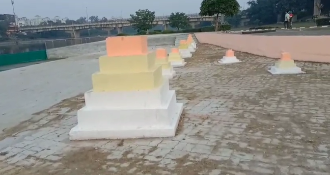Lucknow: On the 19th of this month, the festival of Chhath Puja will be celebrated. This time, millions of devotees will offer ‘Arghya’ to the Sun god. Lucknow: On the 19th of this month, the festival of Chhath Puja will be celebrated. This time, millions of devotees will offer ‘Arghya’ to the Sun god.