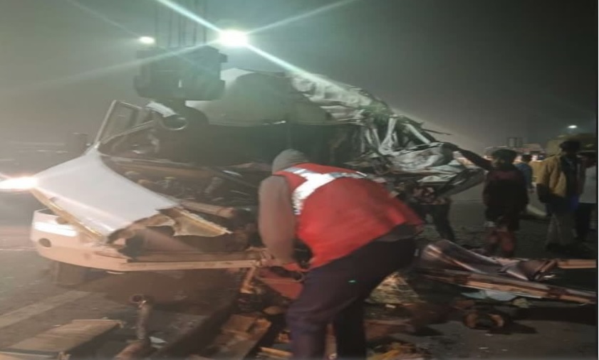 Mathura mishap: Four baratis die in NH collision Mathura mishap: Four baratis die in NH collision