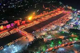 Record of lighting 22 lakh lamps made in Ayodhya: Counting done with 2 drones; 23 minutes fireworks with green crackers worth Rs 84 lakh