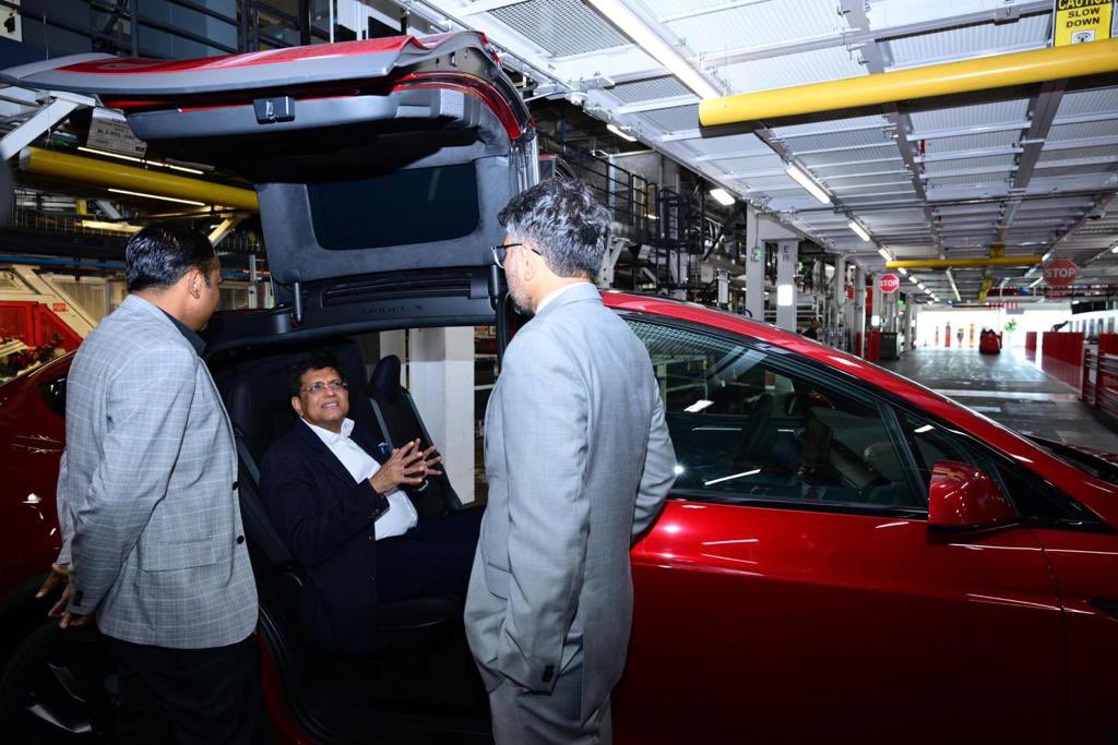 Piyush Goyal reached Tesla factory in America: